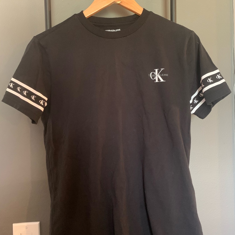 Men’s Calvin Klein Shirt